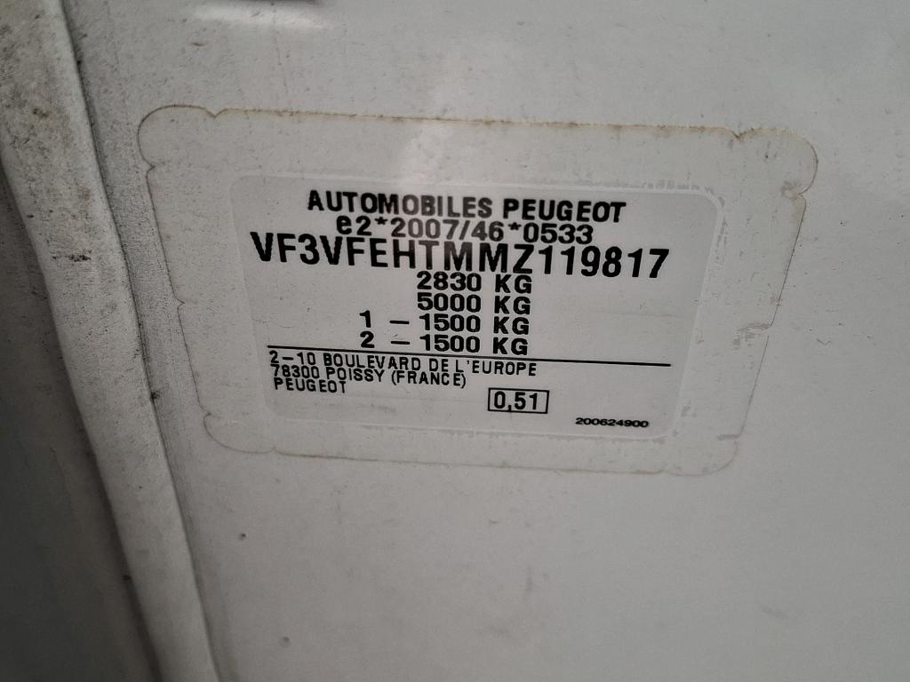 Peugeot EXPERT FGN TOLE STANDARD BLUEHDI 145 S&S BVM6 PREMIUM 2022