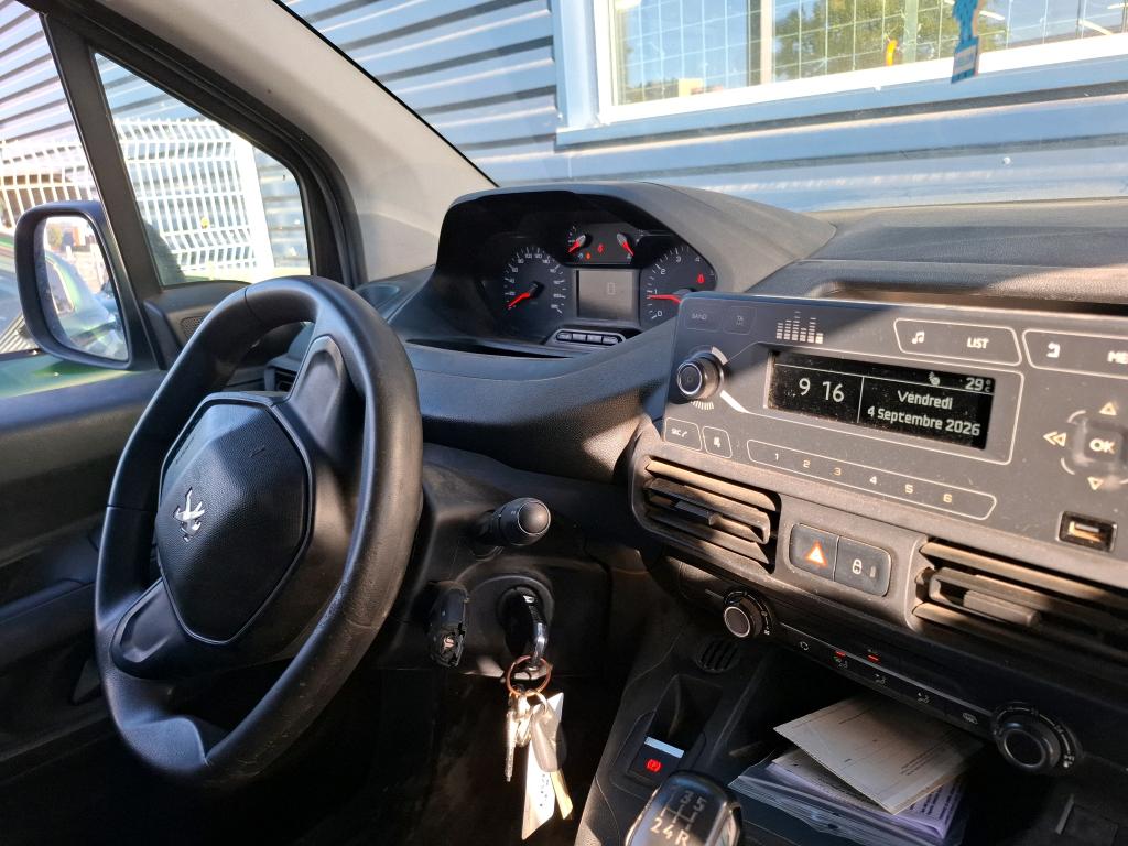 Peugeot PARTNER FOURGON STANDARD 650 KG BLUEHDI 100 S&S BVM5 PREMIUM 2021