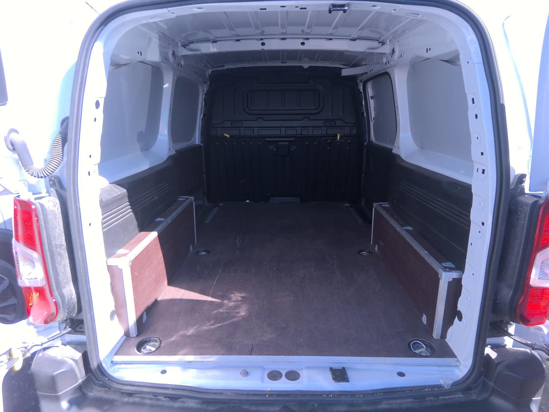 Citroen BERLINGO VAN TAILLE XL 950KG BLUEHDI 100 S&S BVM6 2024