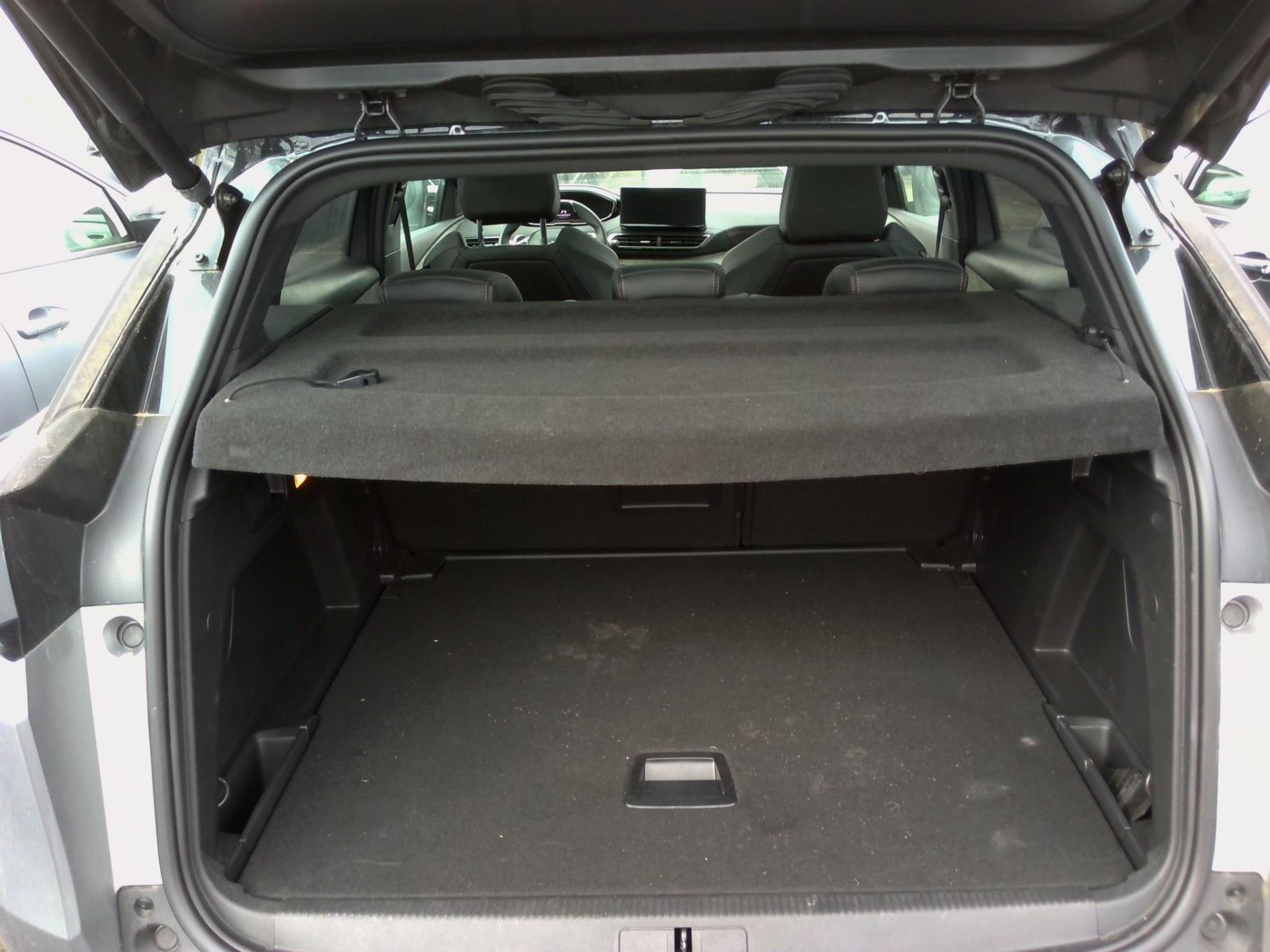 Peugeot 3008 BlueHDi 130ch S&S EAT8 GT 2023