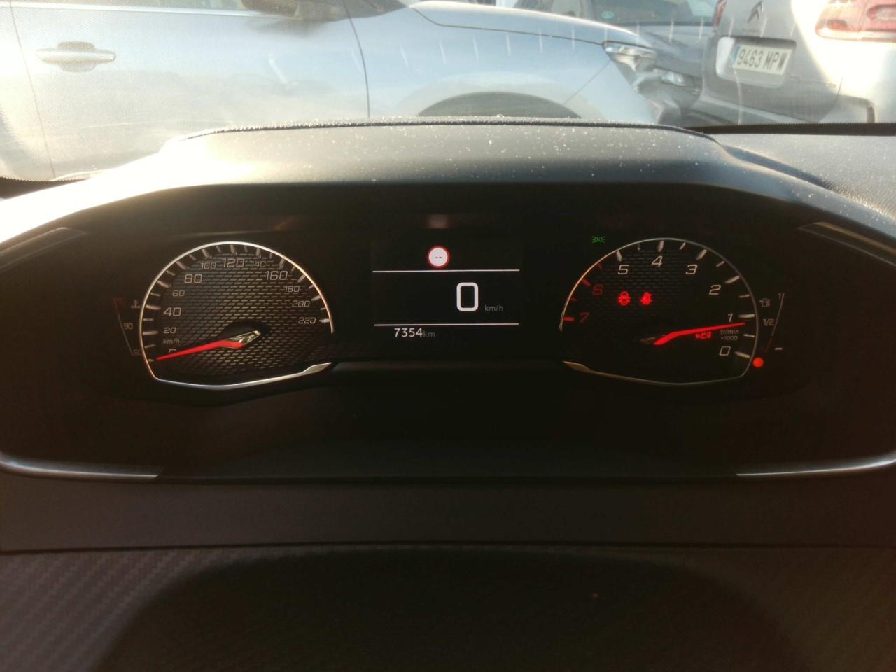 Foto Peugeot 208 4