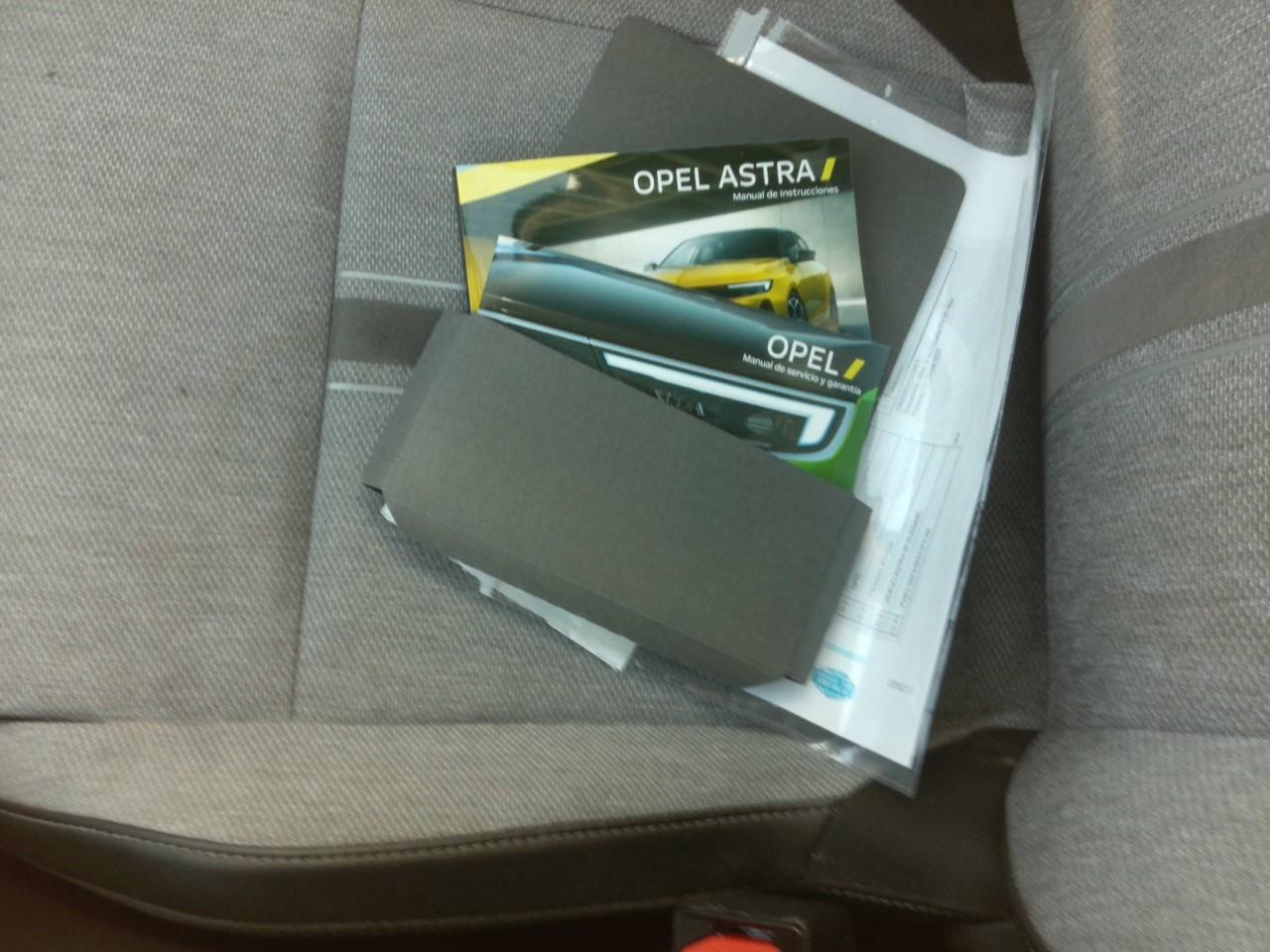 Foto Opel Astra 8