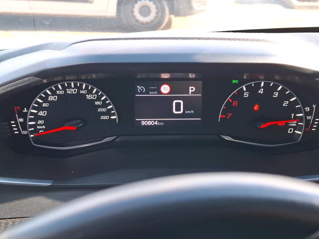 Peugeot 208 PURETECH 100 S&S EAT8 ACTIVE BUSINESS R 2021