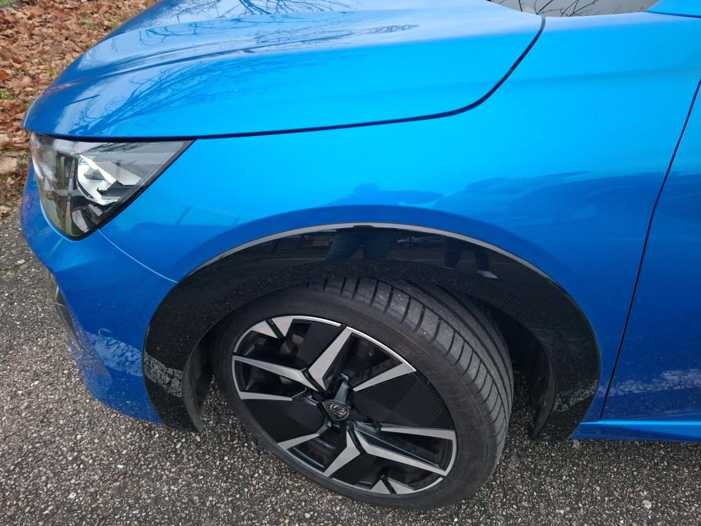 Peugeot 208 PureTech 100 S&S BVM6 GT 2024