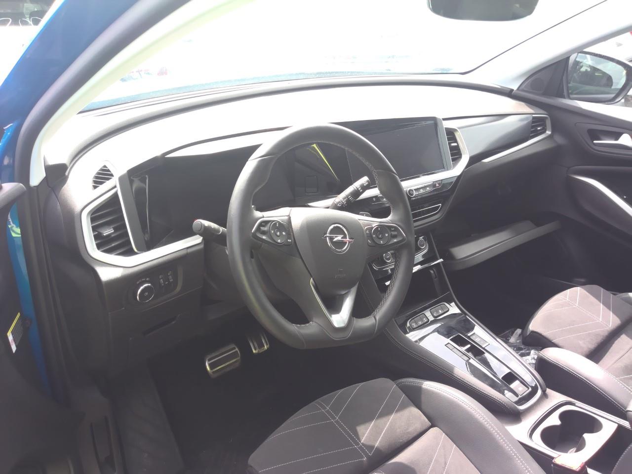 Foto Opel Grandland PHEV 4