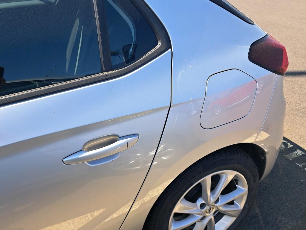 Opel Corsa 1.2 75 ch BVM5 Elegance Business 2022