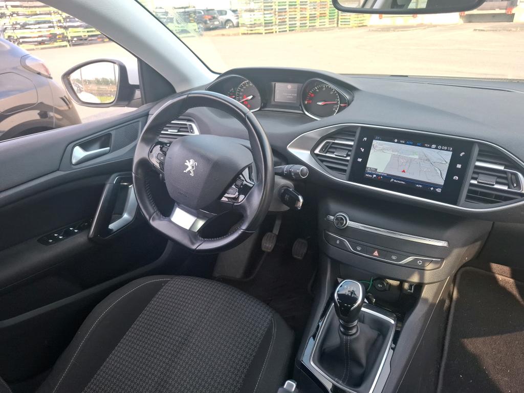 Peugeot 308 BlueHDi 130ch S&S BVM6 Active Business 2021