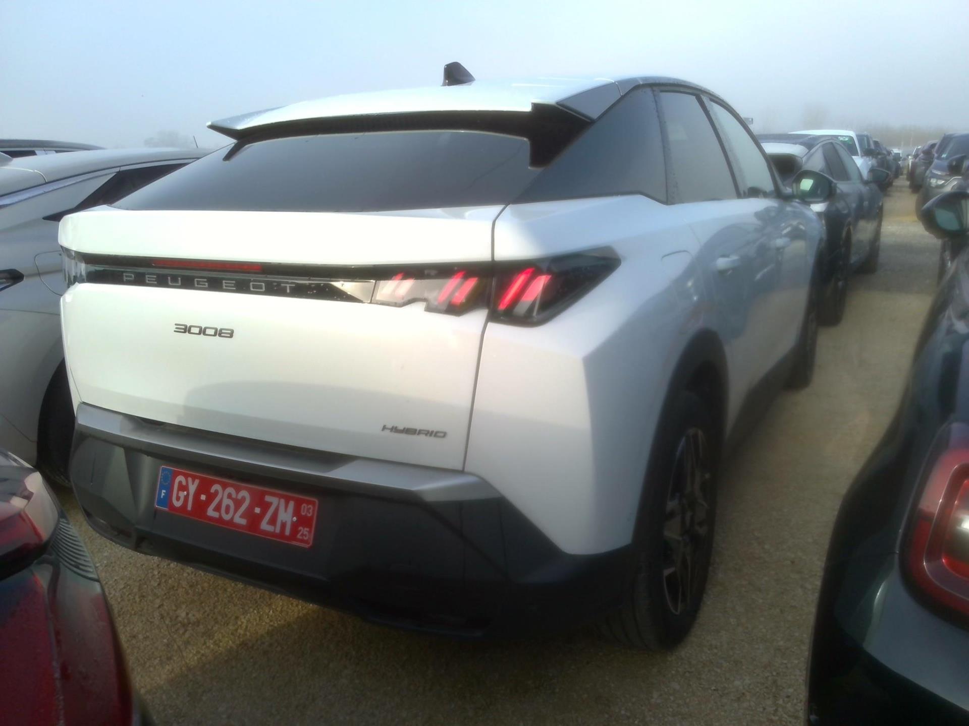 Peugeot 3008 Hybrid 136 e-DCS6 Allure 2024