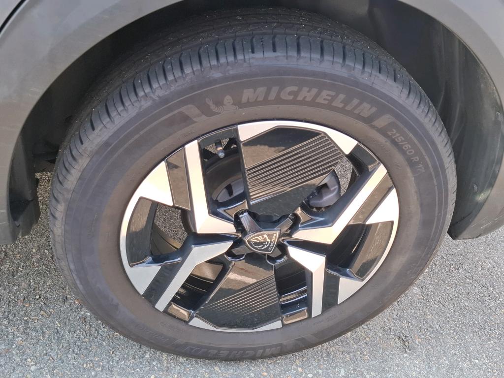 Peugeot 2008 Hybrid 145 ch e-DCS6 GT 2025