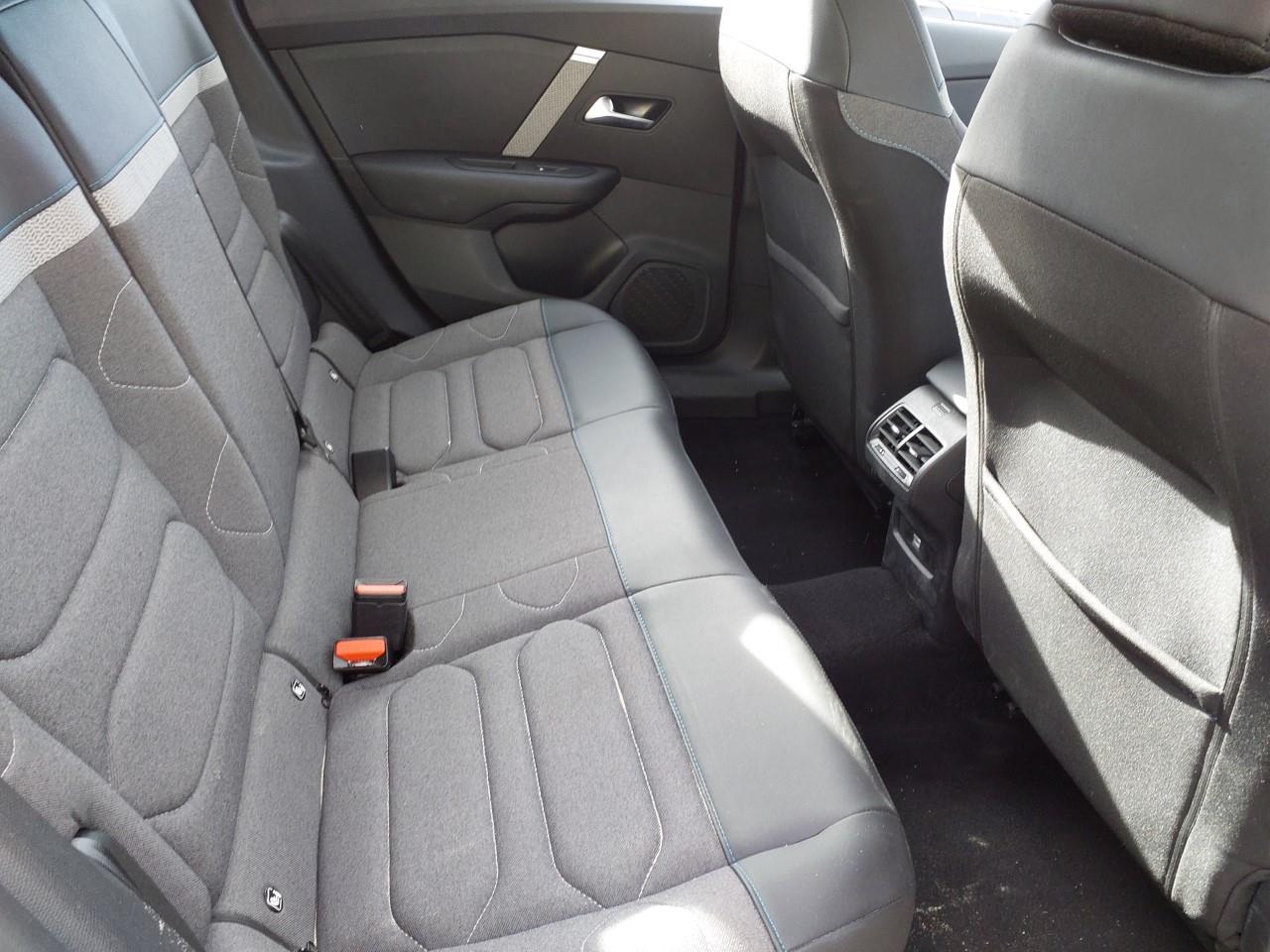 Foto Citroën C4 X 7