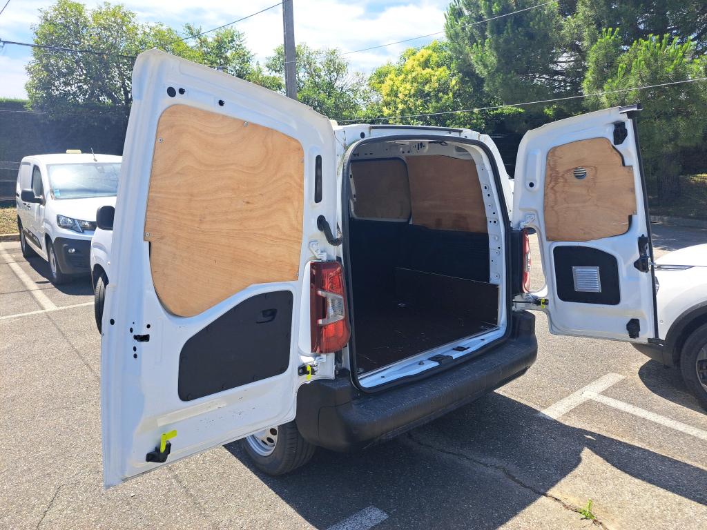 Peugeot PARTNER FOURGON STANDARD 1000 KG BLUEHDI 130 S&S EAT8 PREMIUM 2019