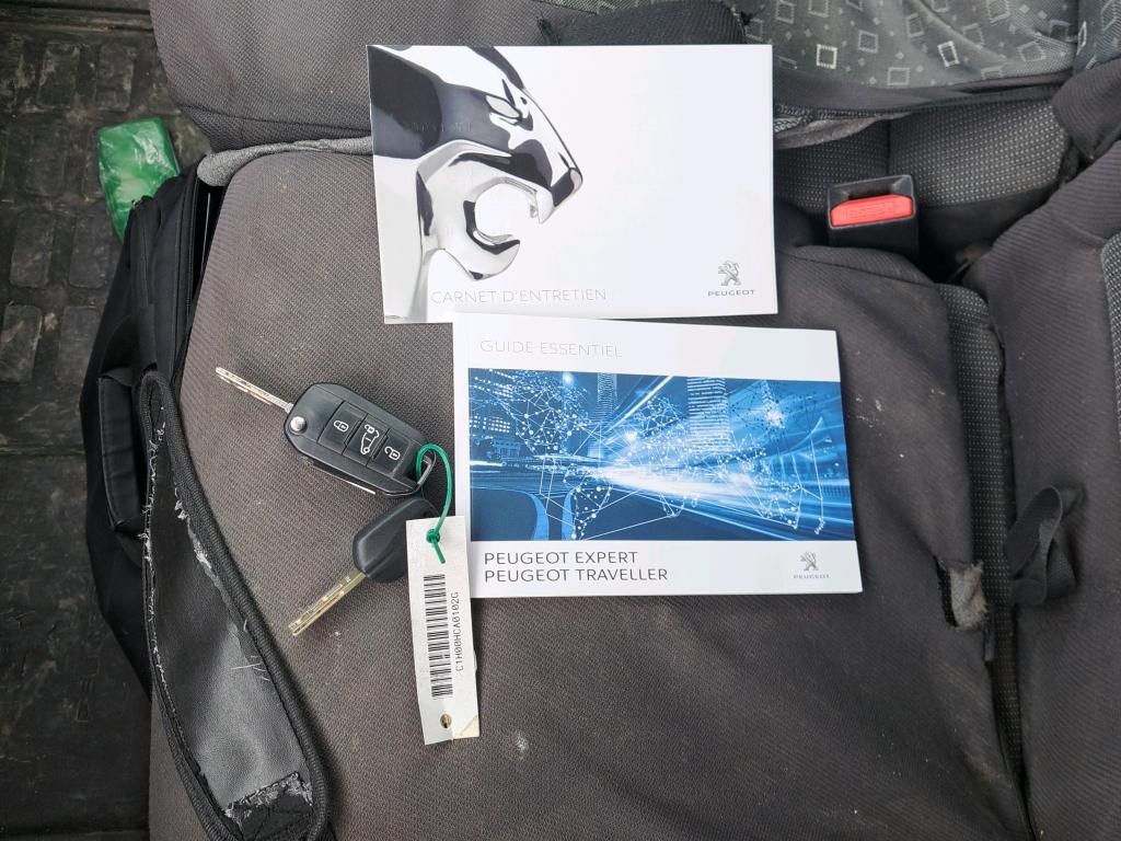 Peugeot EXPERT FGN TOLE STANDARD 2.0 BLUEHDI 120 S&S BVM6 ASPHALT 2019