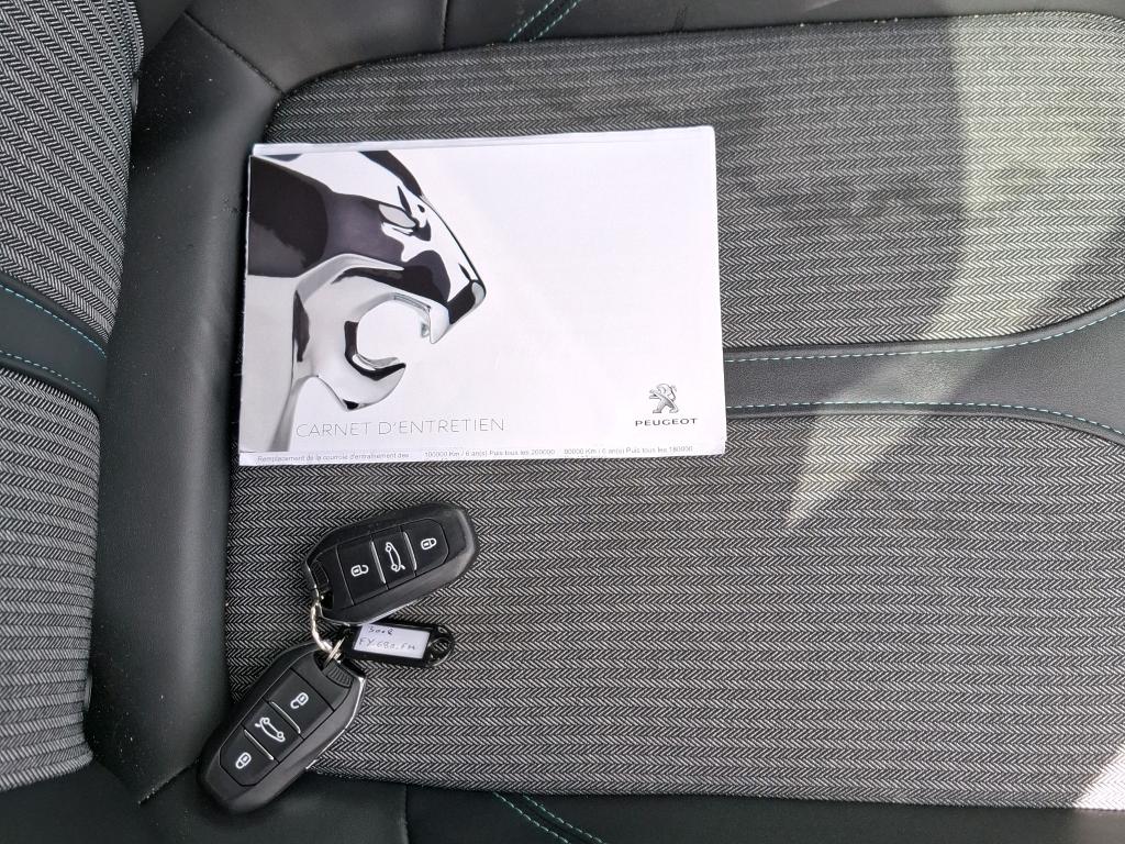 Peugeot 3008 Puretech 130ch S&S BVM6 Allure Pack 2021