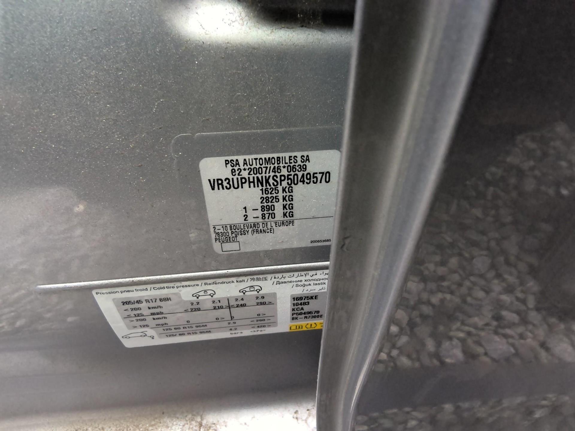 Peugeot 208 PureTech 100 S&S EAT8 GT 2023
