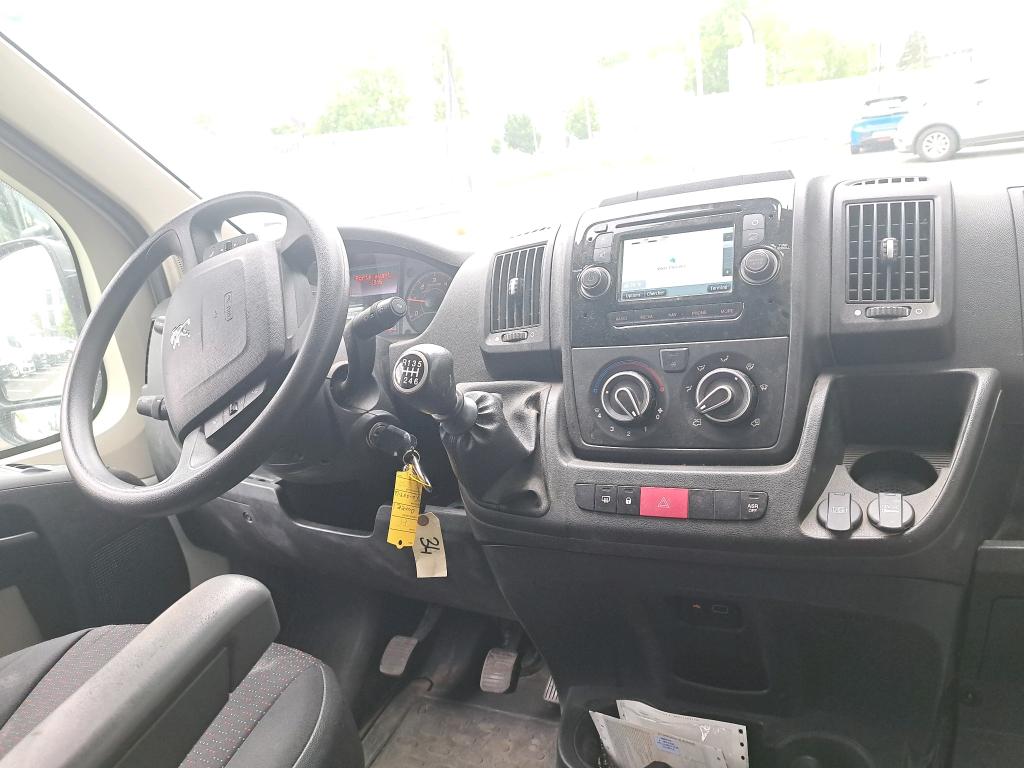 Peugeot BOXER TOLE 330 L1H1 BLUEHDI 110 PREMIUM PACK 2019