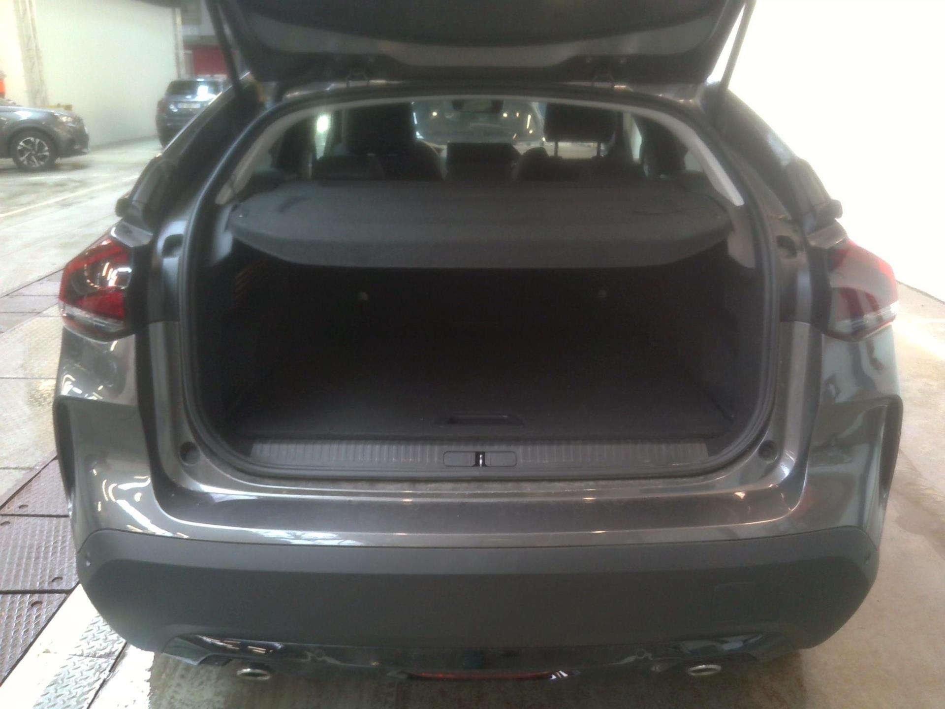 Citroen C4 PureTech 130 S&S EAT8 Shine Pack 2022