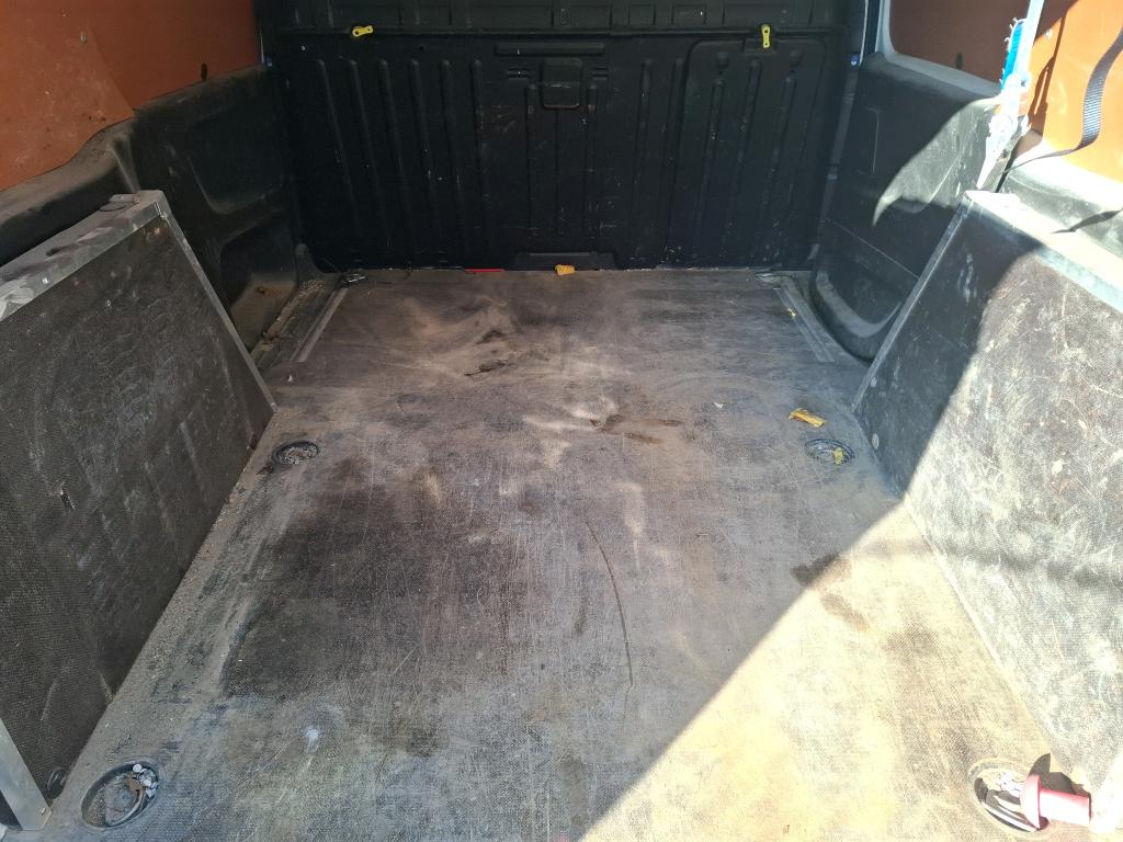 Peugeot PARTNER FOURGON STANDARD 650 KG BLUEHDI 130 S&S EAT8 ASPHALT 2021