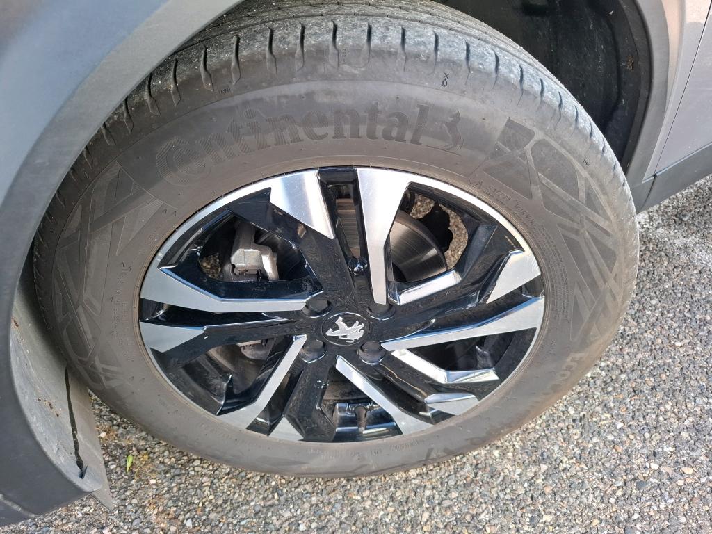 Peugeot 2008 PureTech 130 S&S EAT8 GT 2022