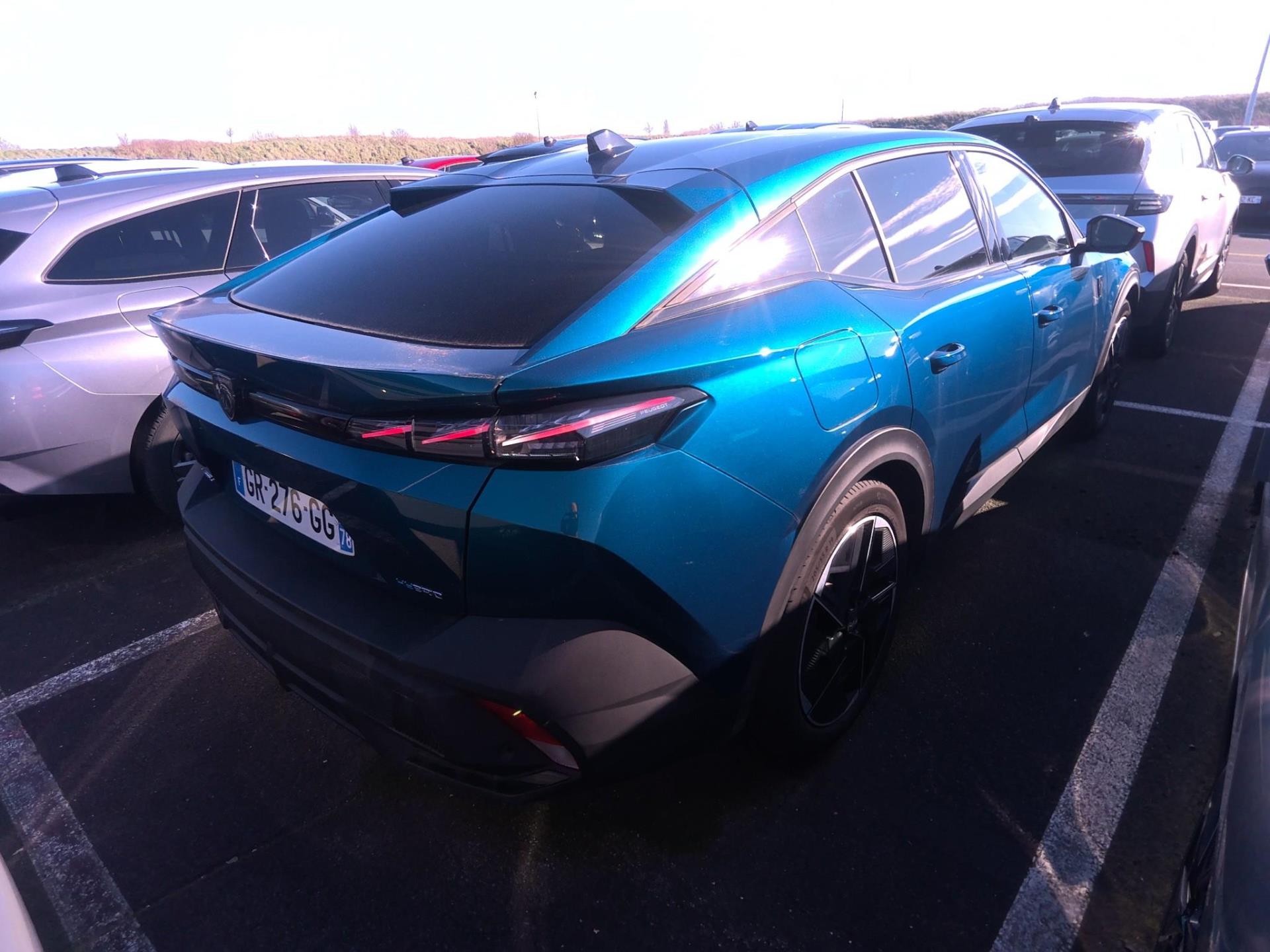 Peugeot 408 PHEV 225 e-EAT8 GT 2023