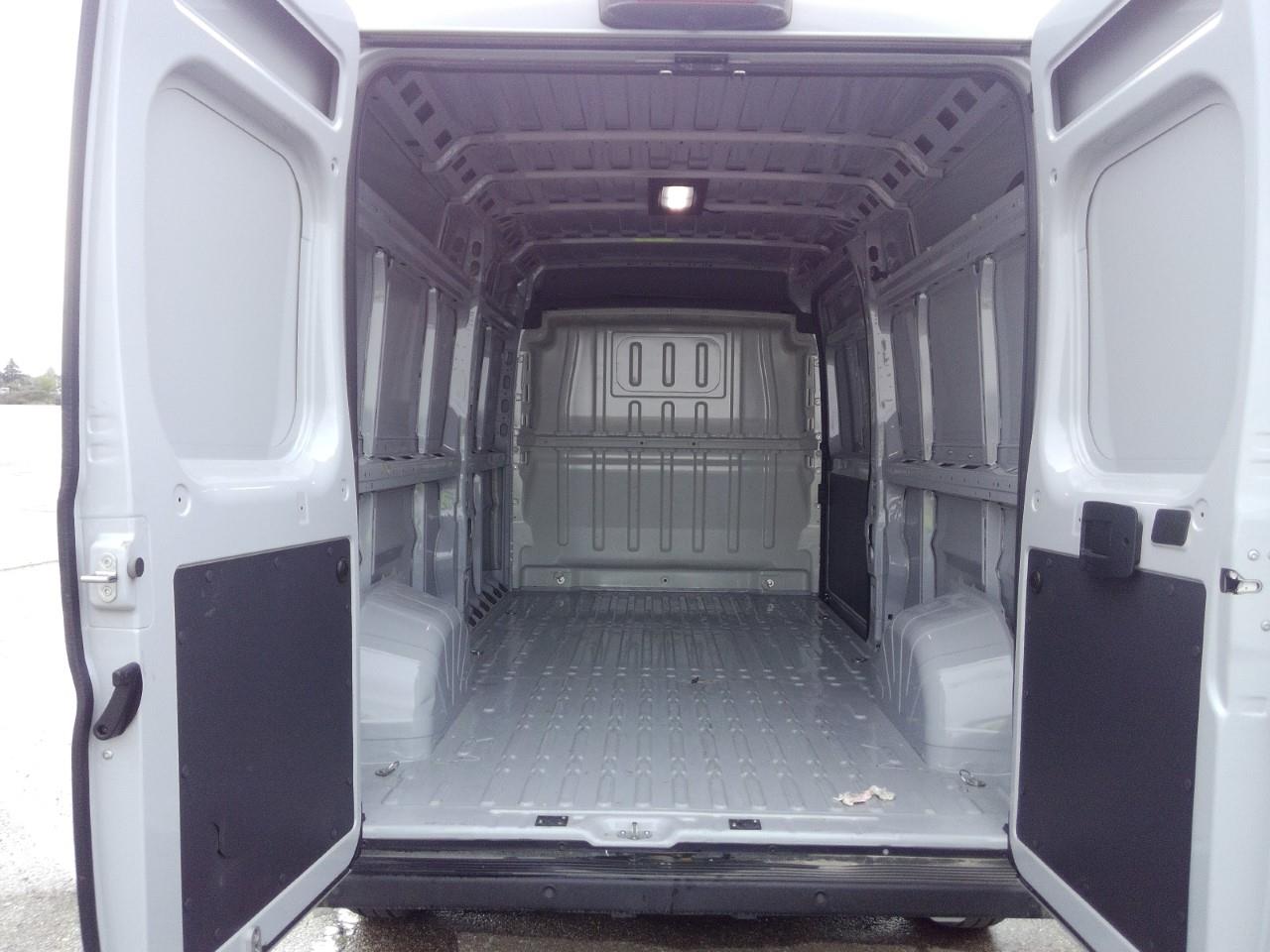 Foto Fiat e-Ducato 13