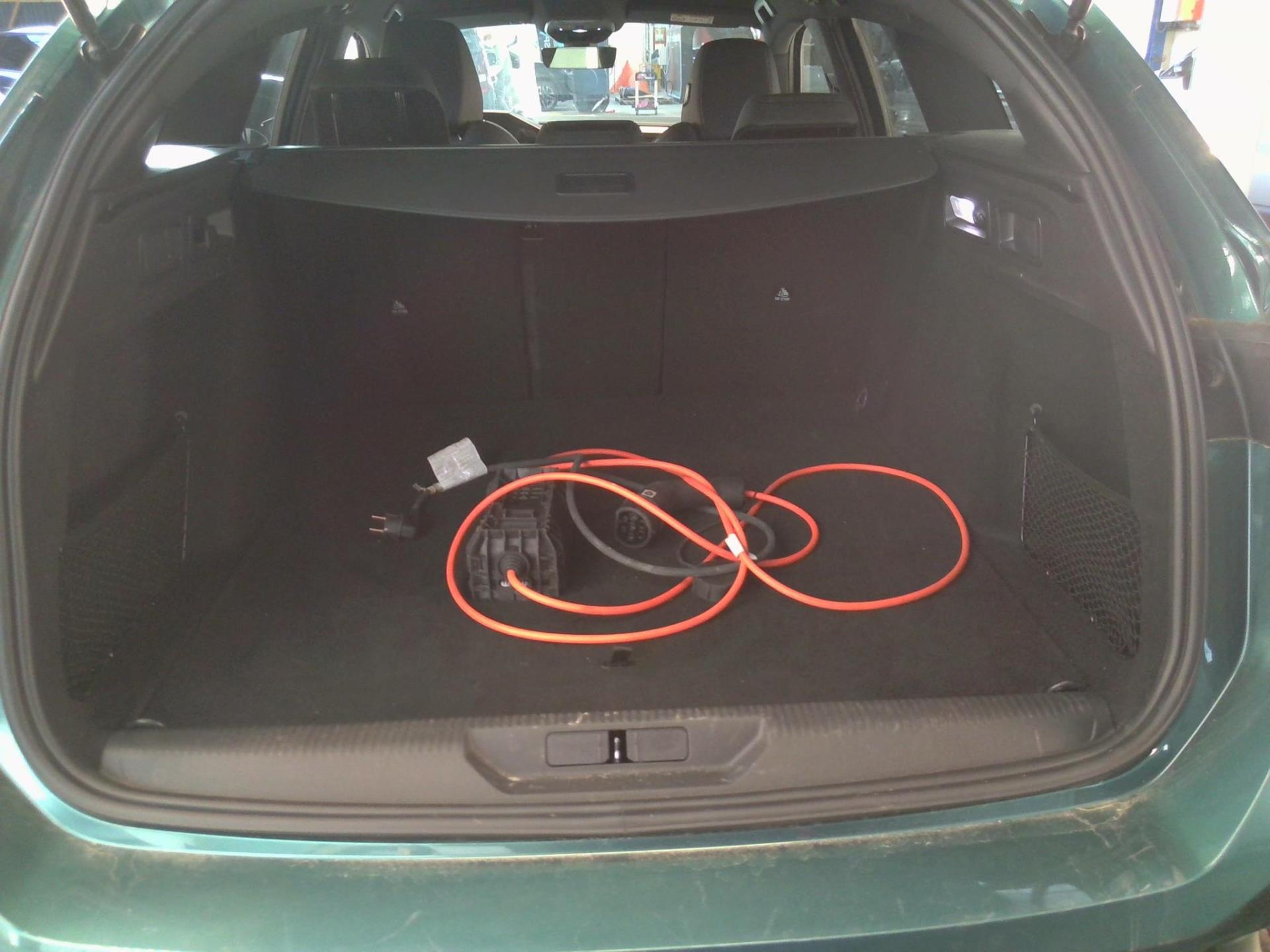 Peugeot 308 SW PHEV 225 e-EAT8 GT 2024