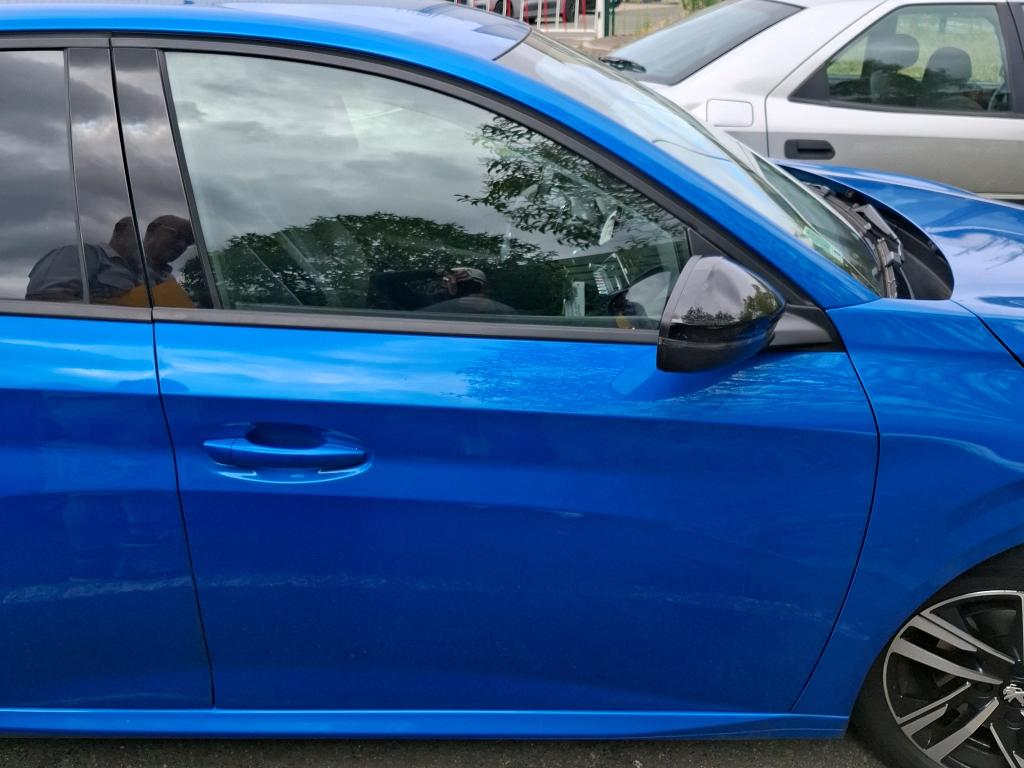 Peugeot 208 PureTech 100 S&S EAT8 Allure 2022