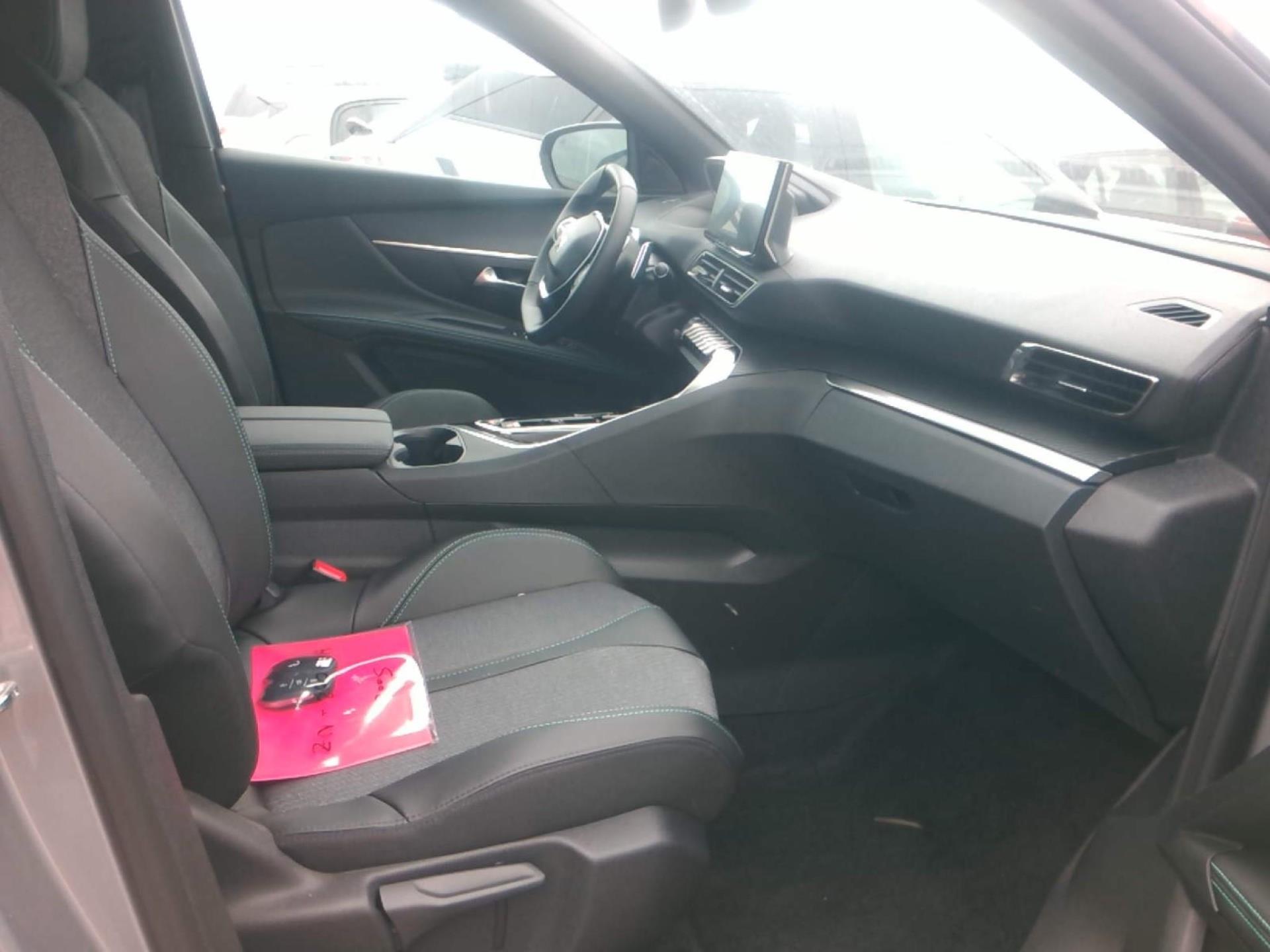 Peugeot 5008 BlueHDi 130ch S&S EAT8 Allure Pack 2024