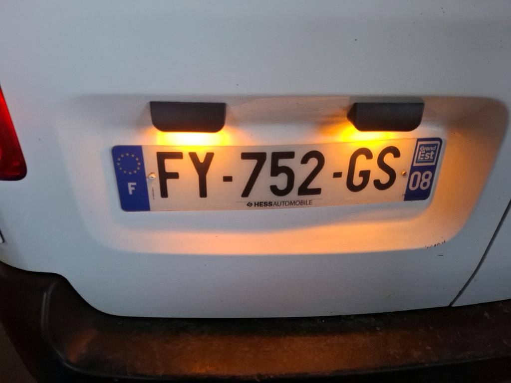 Peugeot EXPERT FGN TOLE STANDARD BLUEHDI 100 S&S BVM6 PREMIUM 2021