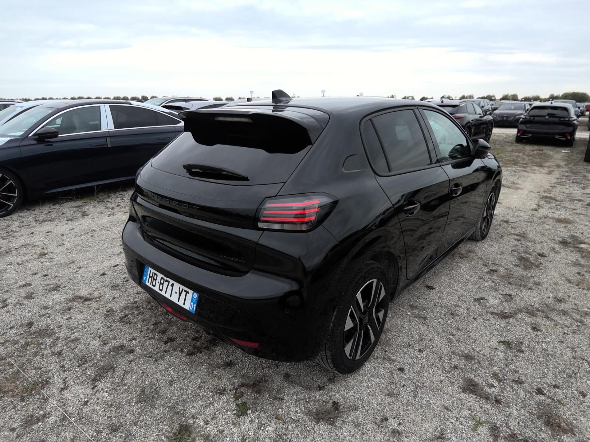 Peugeot 208 Hybrid 100 e-DCS6 Allure 2025