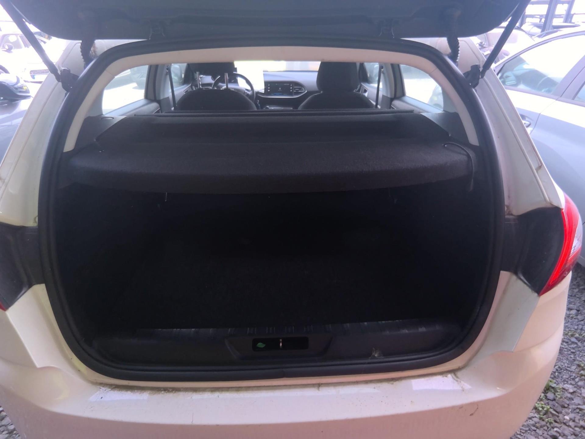 Peugeot 308 AFFAIRE BLUEHDI 100 S&S BVM6 PREMIUM PACK 2020