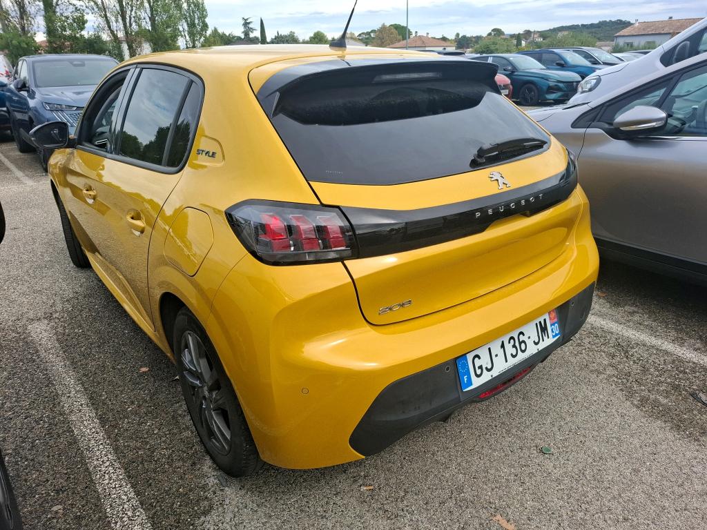 Peugeot 208 BlueHDi 100 S&S BVM6 Style 2022
