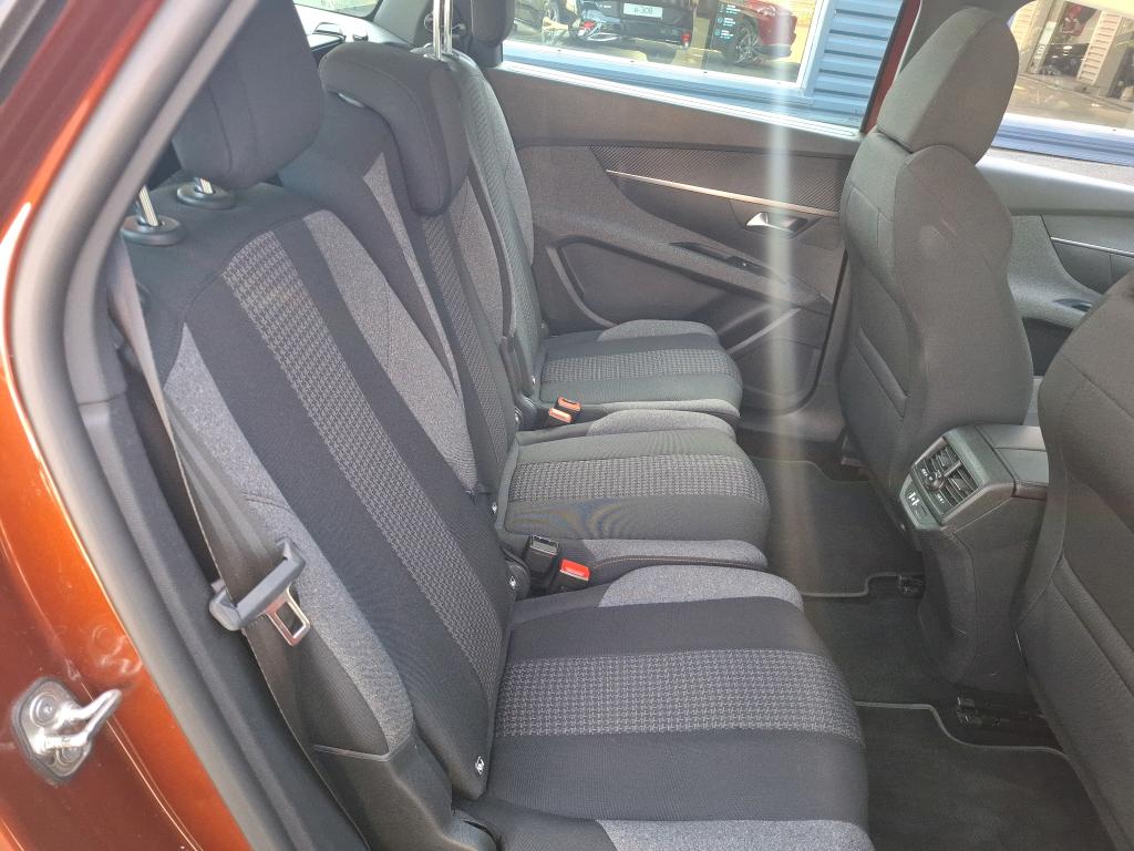Peugeot 5008 BlueHDi 130ch S&S BVM6 Active Pack 2022
