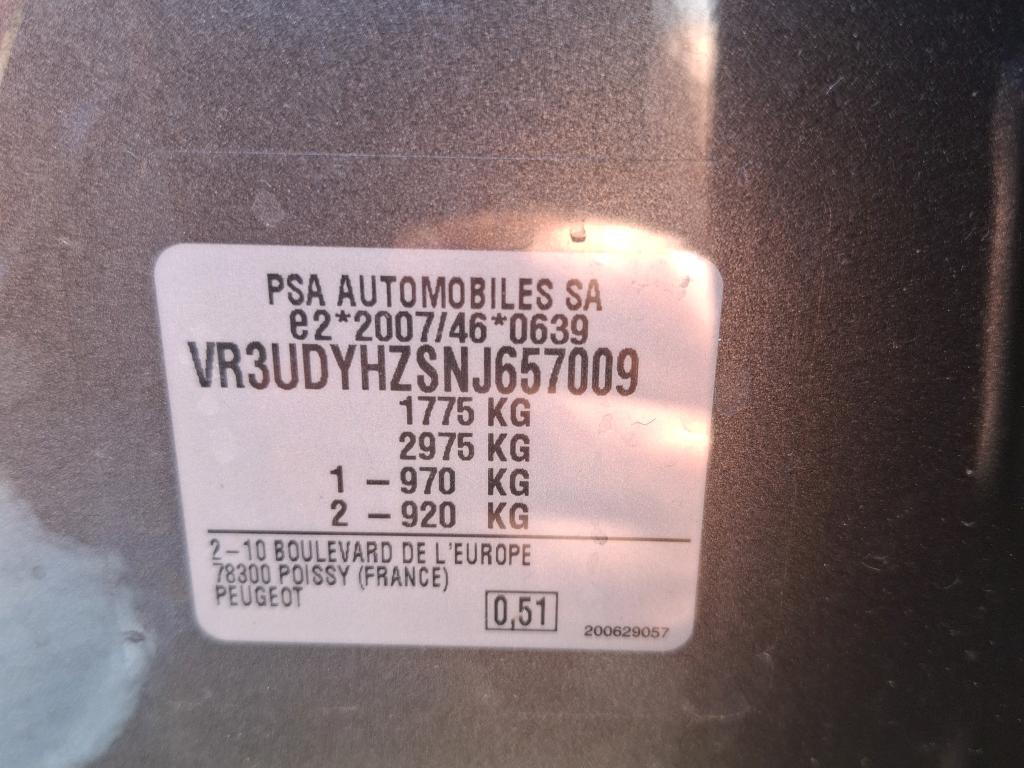 Peugeot 2008 BlueHDi 130 S&S EAT8 Allure 2022