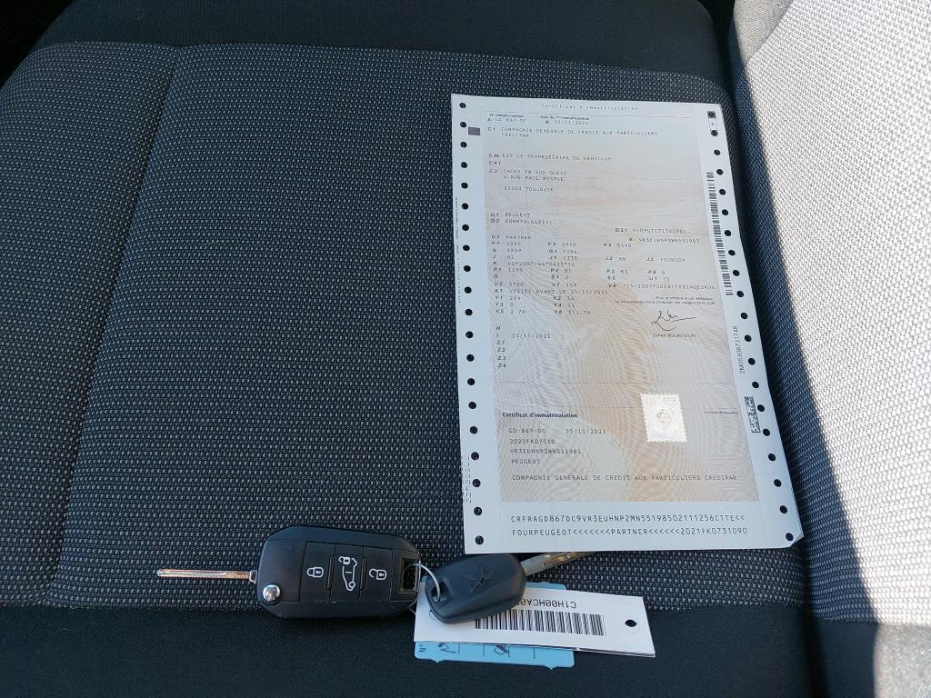 Peugeot PARTNER FOURGON STANDARD 650 KG PURETECH 110 S&S BVM6 PREMIUM 2021