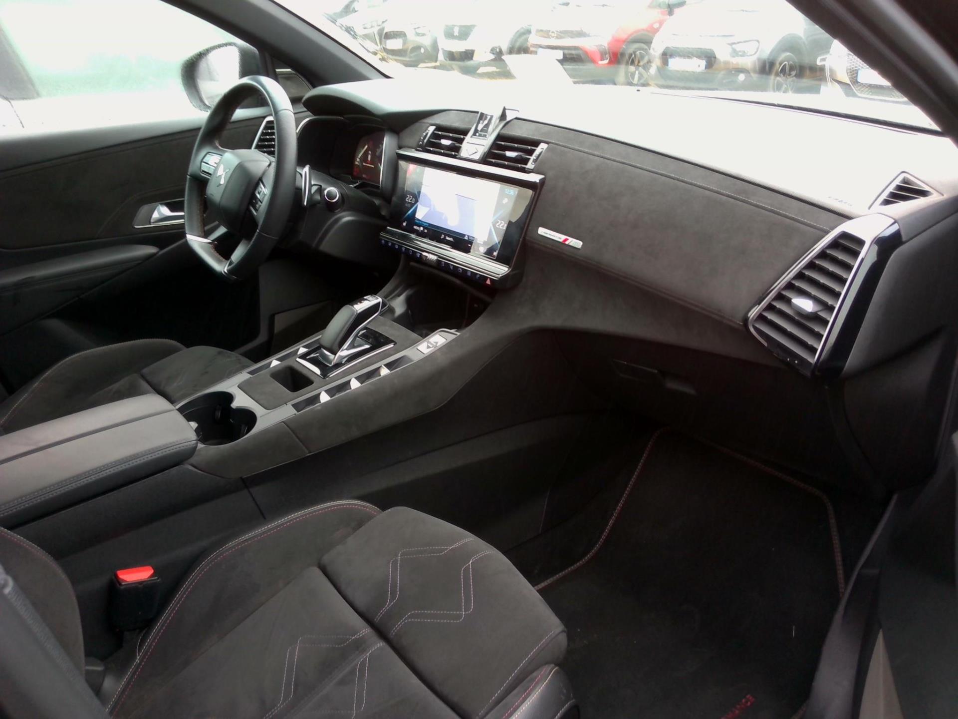 DS DS7 Crossback Hybride E-Tense 225 EAT8 Performance Line+ 2021