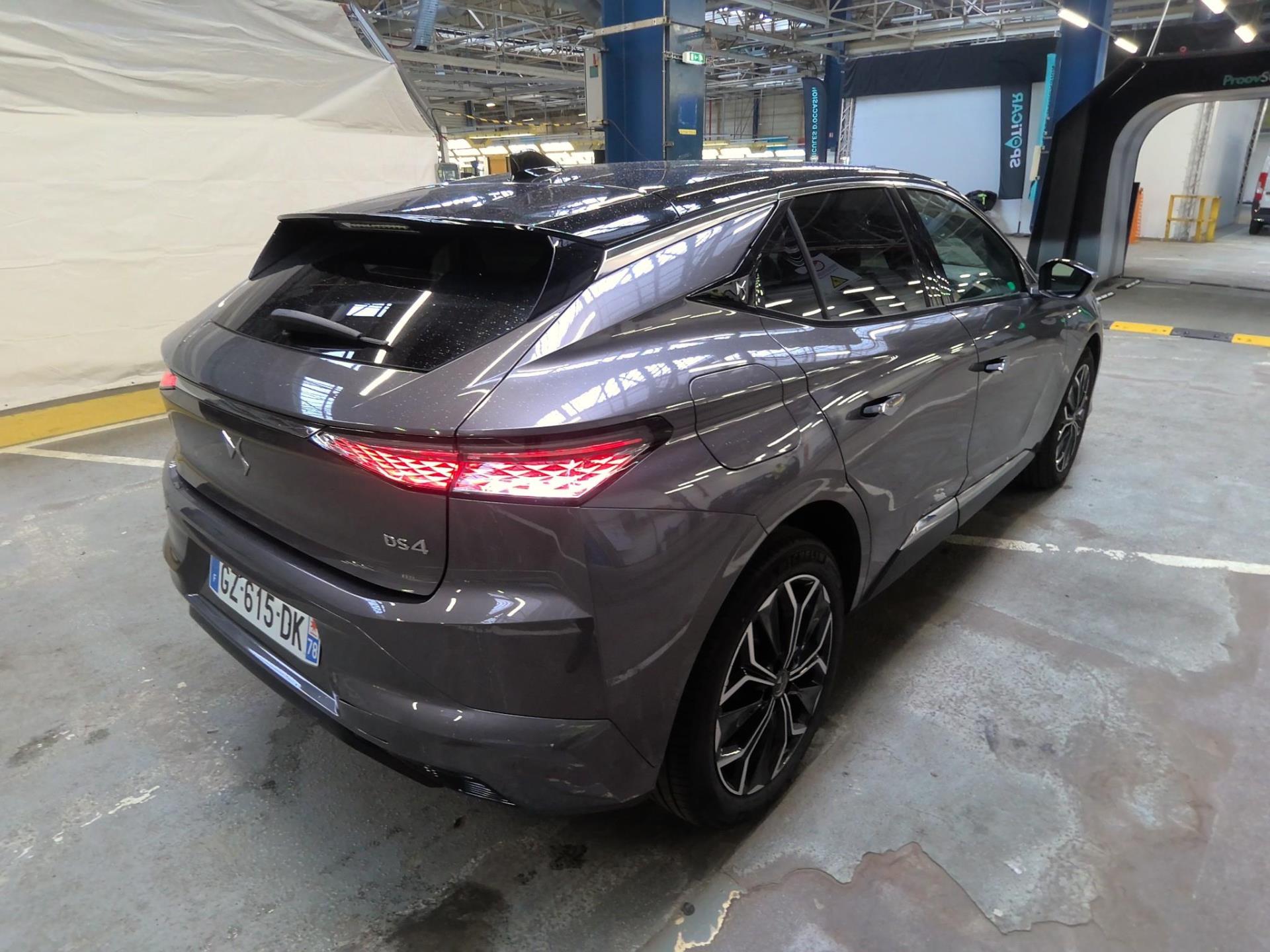 DS DS 4 BlueHDi 130 EAT8 Etoile - Alcantara 2024