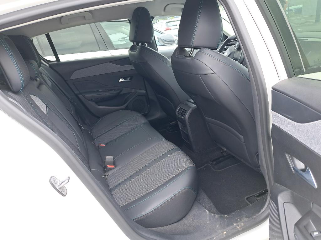 Peugeot 308 PHEV 180 e-EAT8 Allure Pack 2022