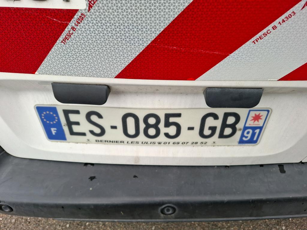 Peugeot PARTNER FOURGON STANDARD 1.6 BLUEHDI 100 BVM5 PREMIUM 2017
