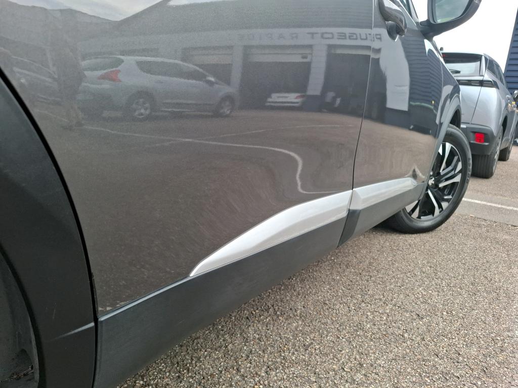 Peugeot 2008 BlueHDi 130 S&S EAT8 Allure 2022