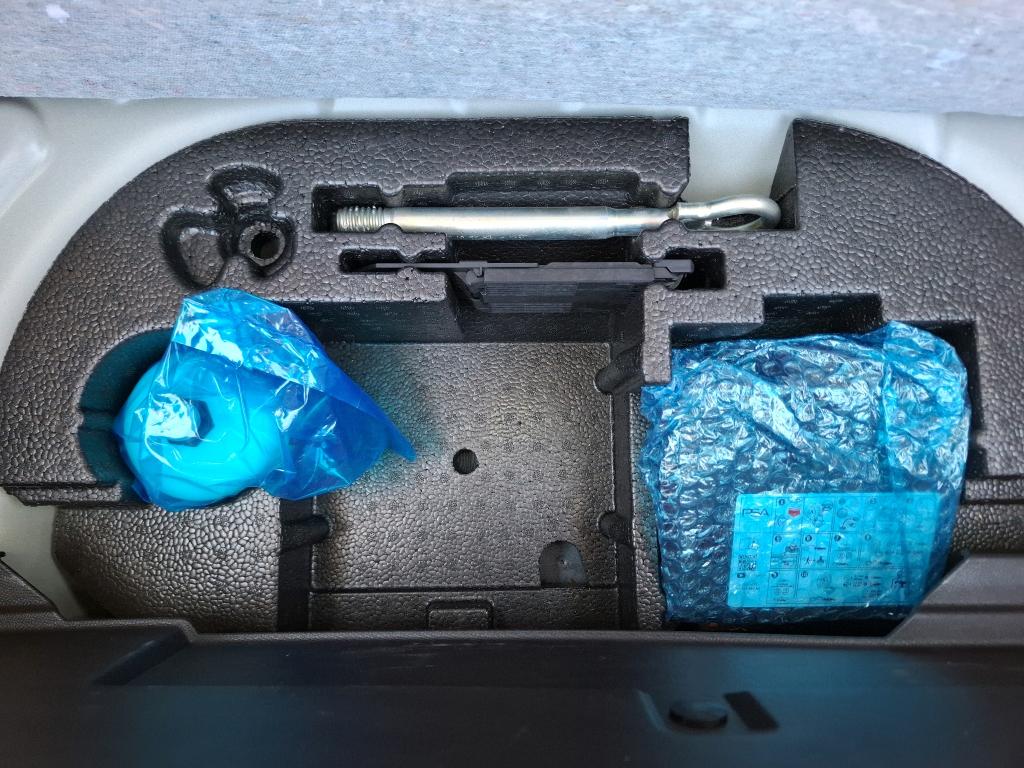 Peugeot 208 Electrique 50 kWh 136ch Like 2023