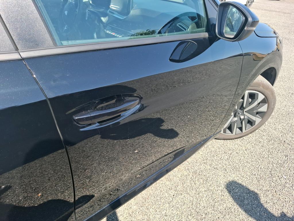 Peugeot 208 Hybrid 110 ch e-DCS6 Style 2025