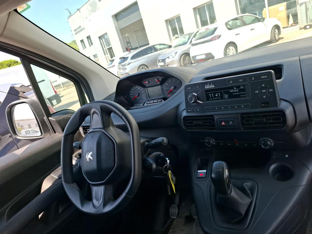 Peugeot PARTNER FOURGON STANDARD 650 KG BLUEHDI 100 S&S BVM5 PREMIUM 2019