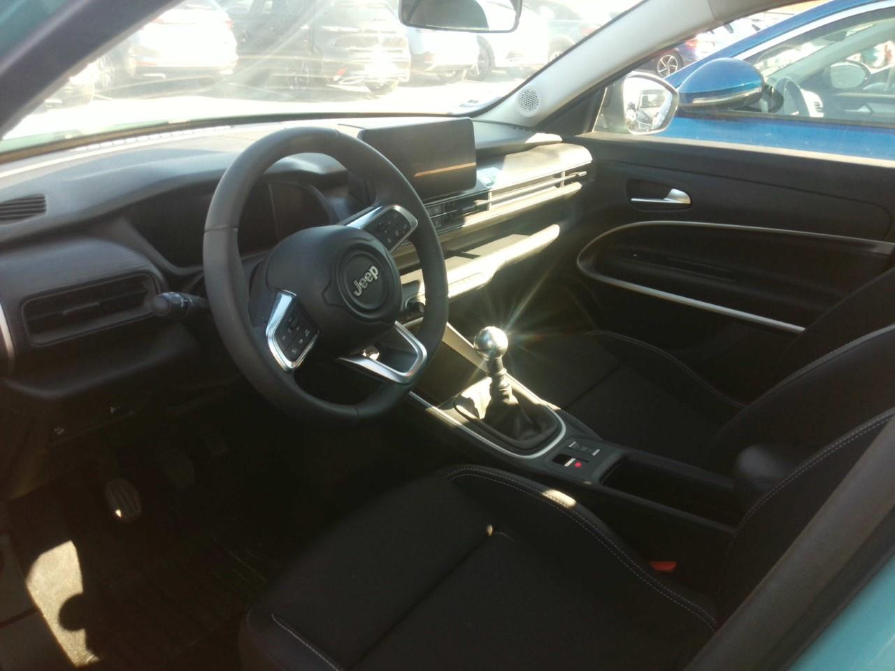 Foto Jeep AVENGER 5