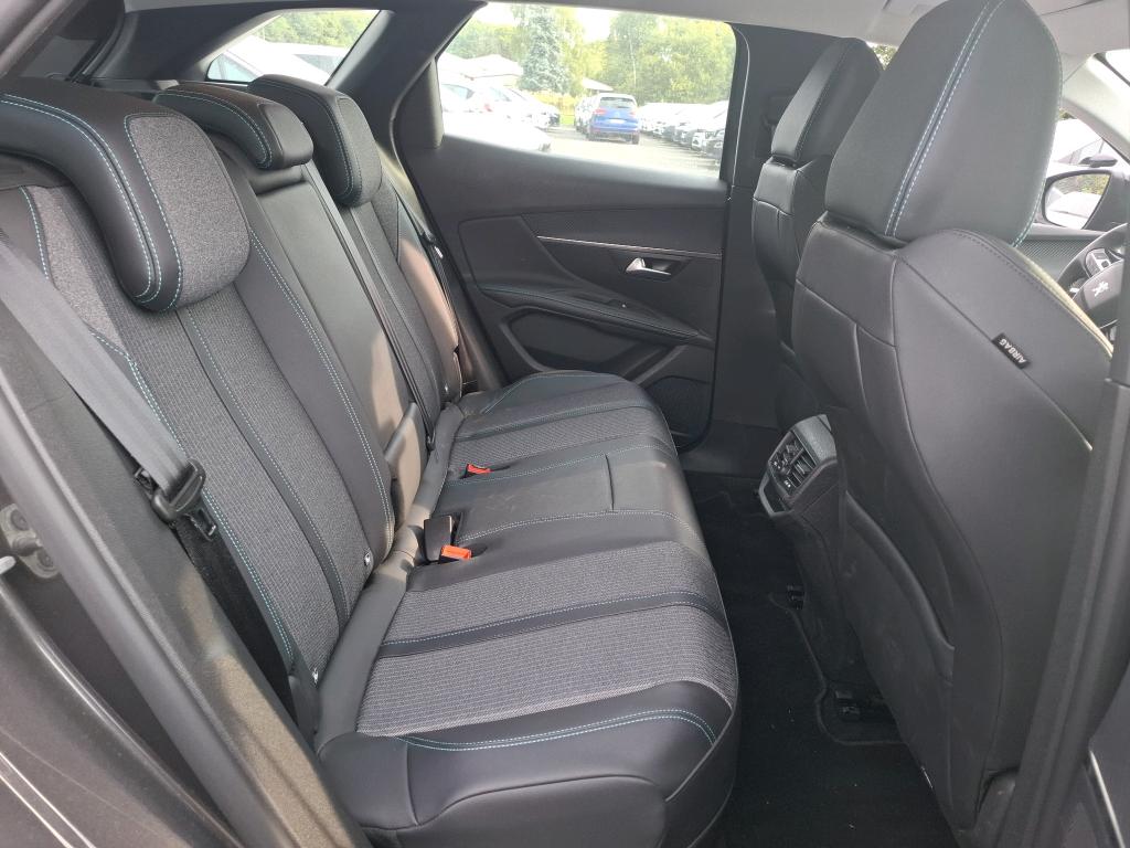 Peugeot 3008 Hybrid 225 e-EAT8 Active Pack 2022