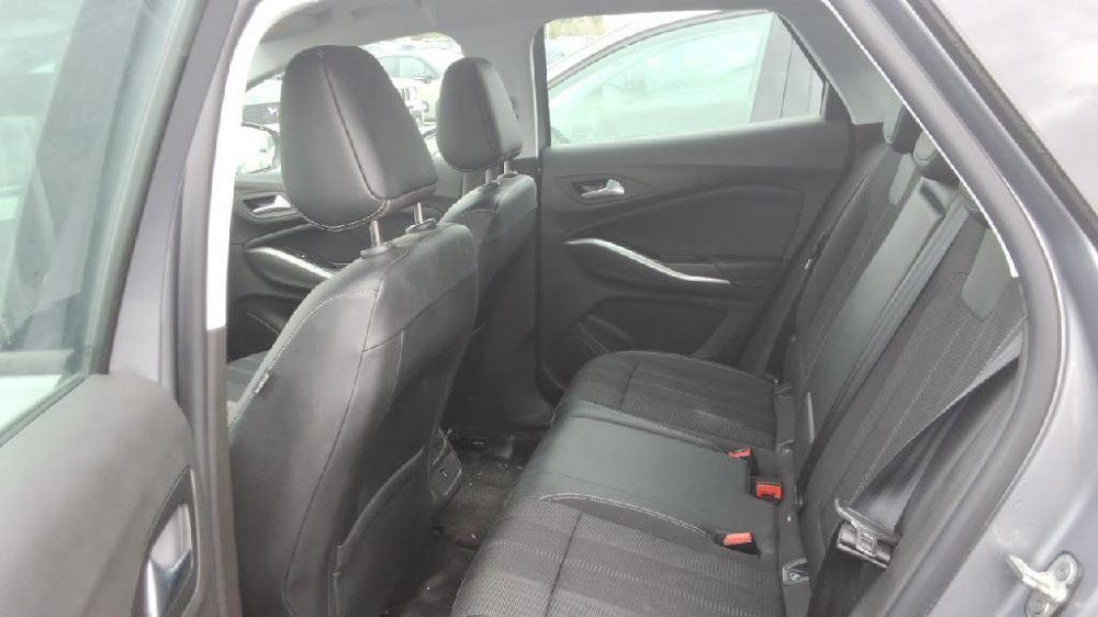 Foto Opel Grandland 10