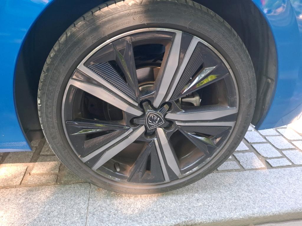 Peugeot 308 PureTech 130ch S&S EAT8 GT Pack 2022