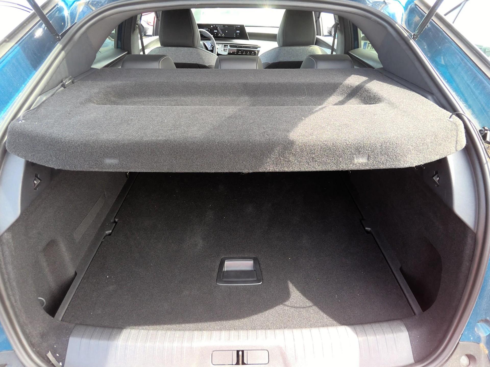 Peugeot 3008 Hybrid 136 e-DCS6 Allure 2023