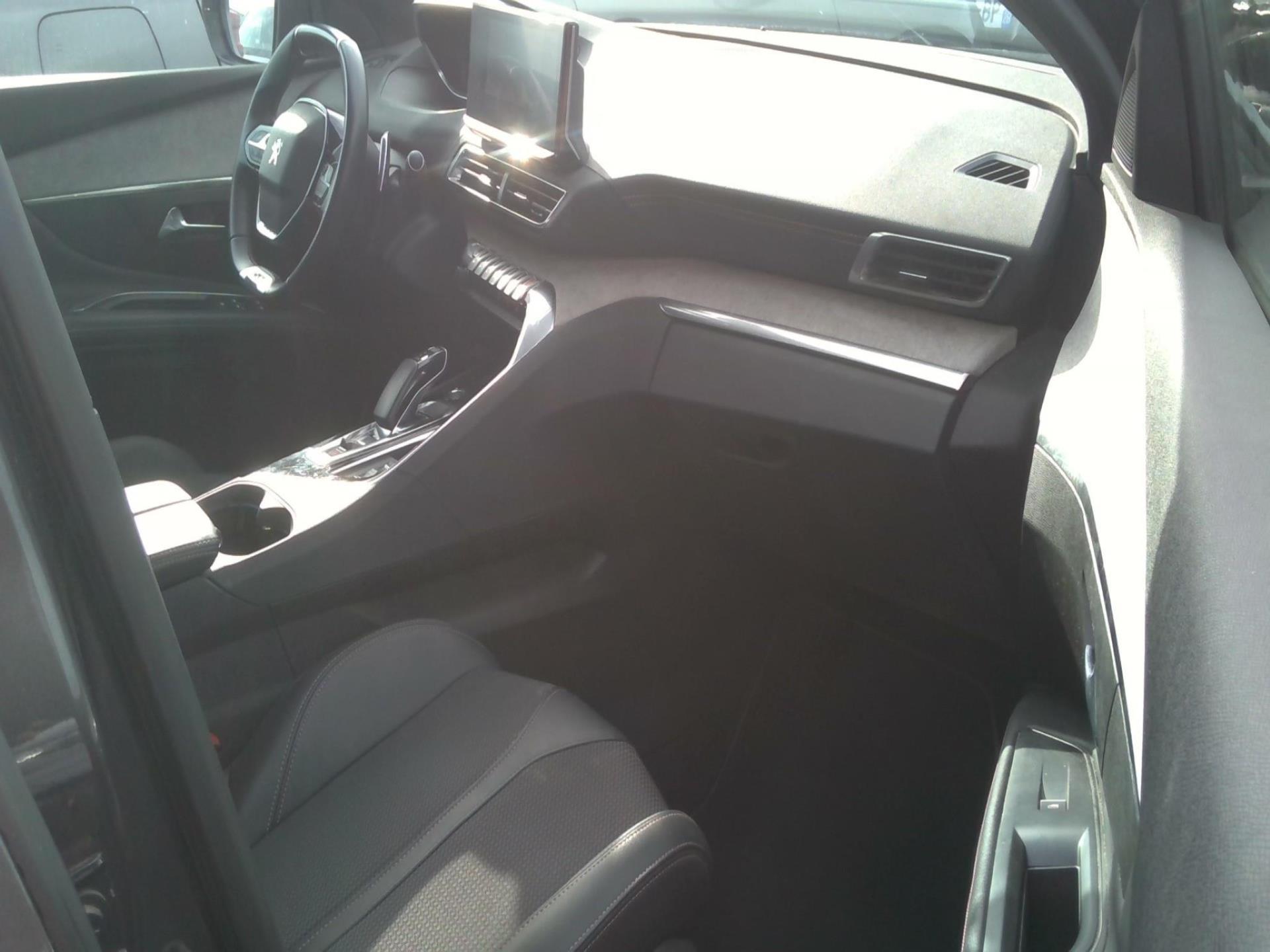 Peugeot 3008 Hybrid 225 e-EAT8 GT 2022