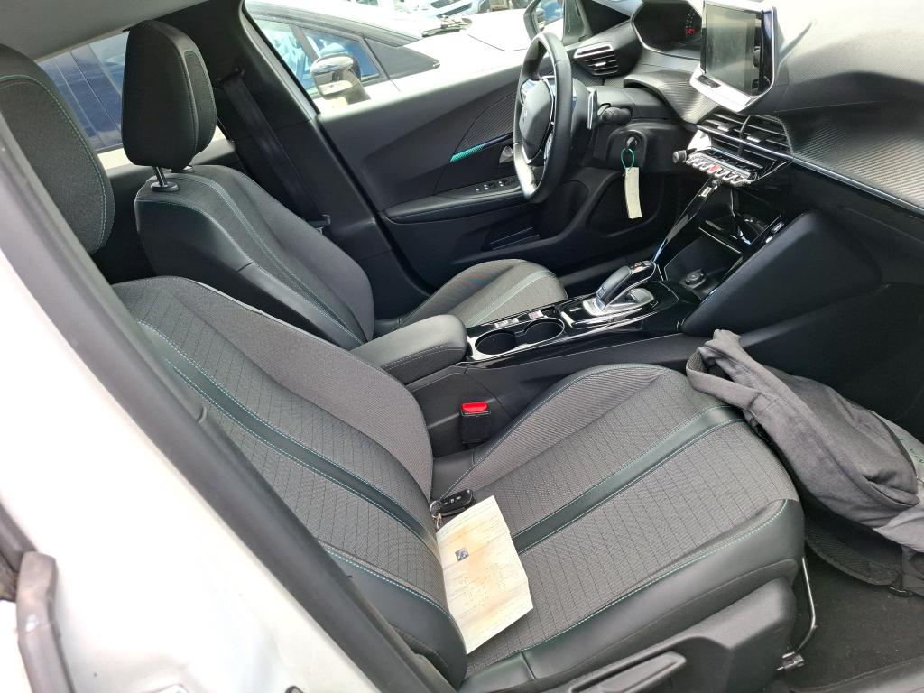 Peugeot 2008 BlueHDi 130 S&S EAT8 Allure 2021