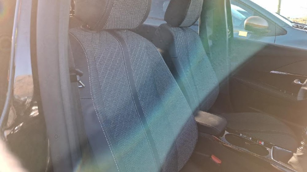 Foto Peugeot 208 11